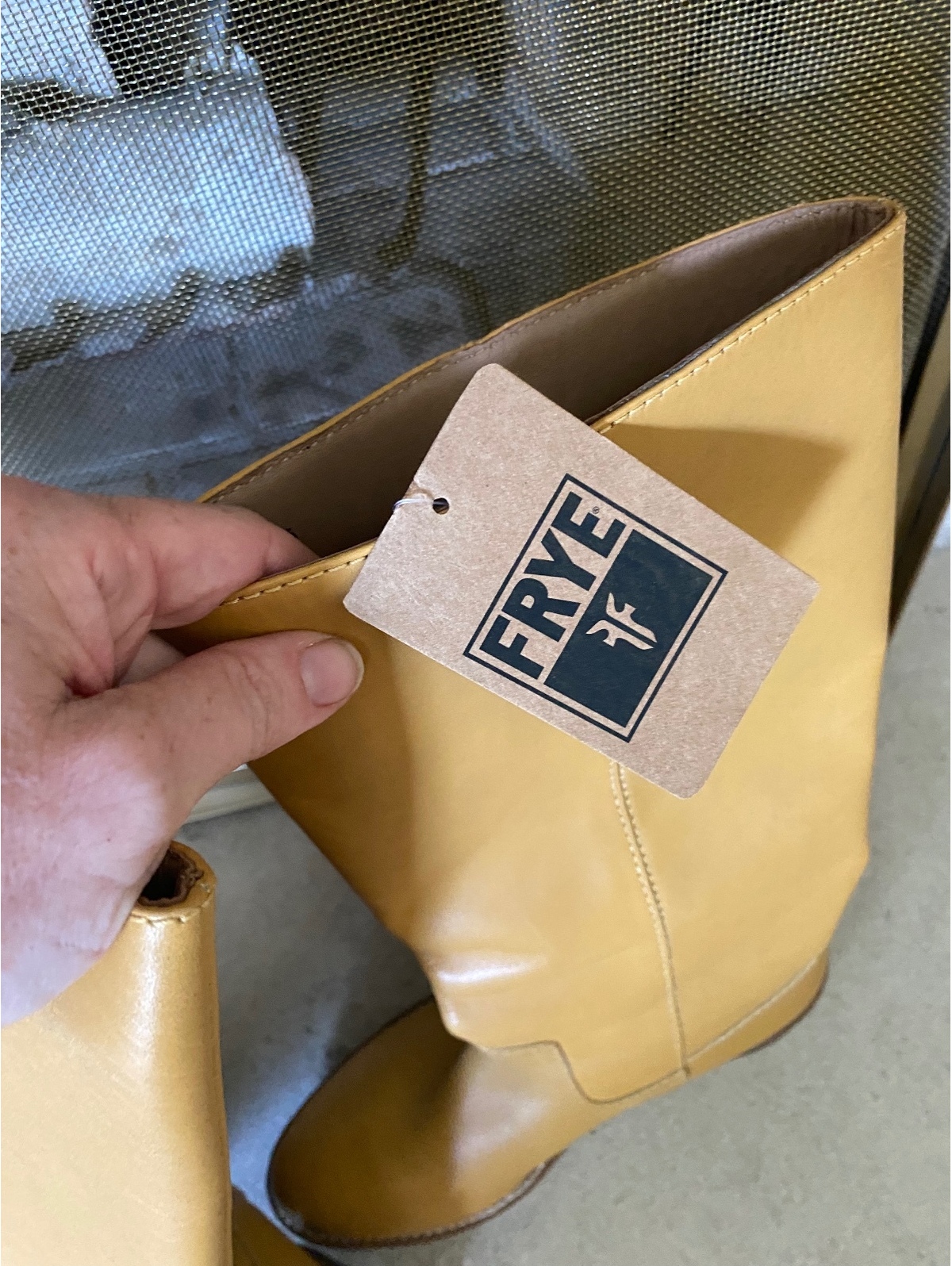 Frye Camryn Tall Shaft Leather Pull On Boot Banana New With Tags Size 7 — image 7 of 8